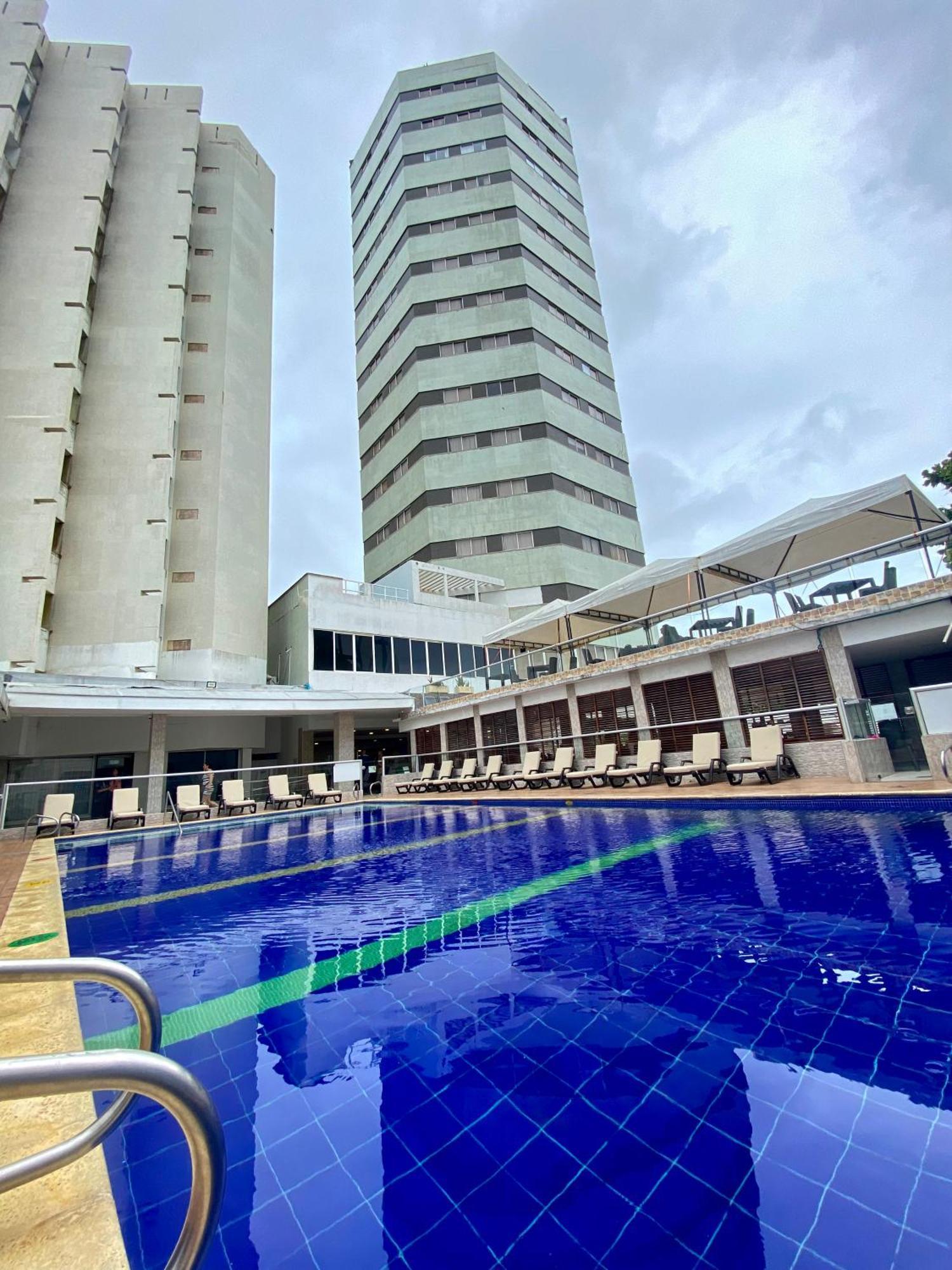 โรงแรม โดราโด พลาซ่า Cartagena ภายนอก รูปภาพ