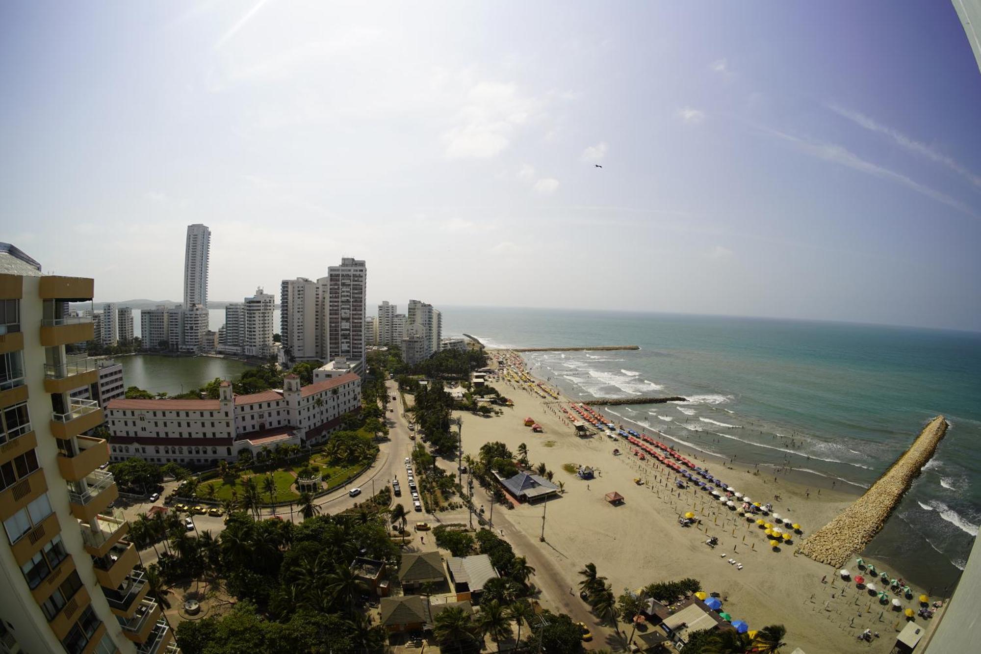 โรงแรม โดราโด พลาซ่า Cartagena ภายนอก รูปภาพ